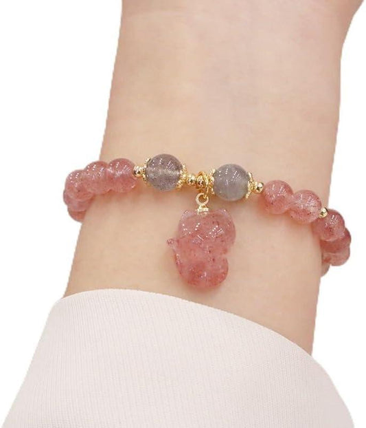 New crystal strawberry crystal fox amulet bracelet for women, small bear fox pendant jewelry accessory